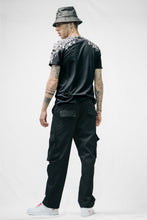 Load image into Gallery viewer, Crew Tee BLK Skull rose Shoulder3DV