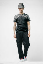 Load image into Gallery viewer, Crew Tee BLK Skull rose Shoulder3DV