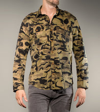 Load image into Gallery viewer, Camo Skull Shirt