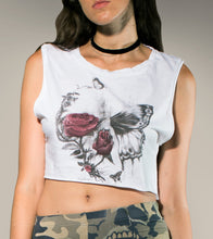 Load image into Gallery viewer, Crop Top Tee