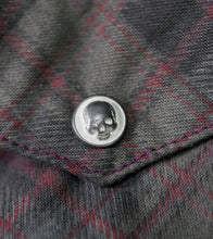 Load image into Gallery viewer, Longsleeves Flanel Skull Button